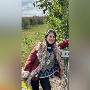 Meet your Posher, Sara